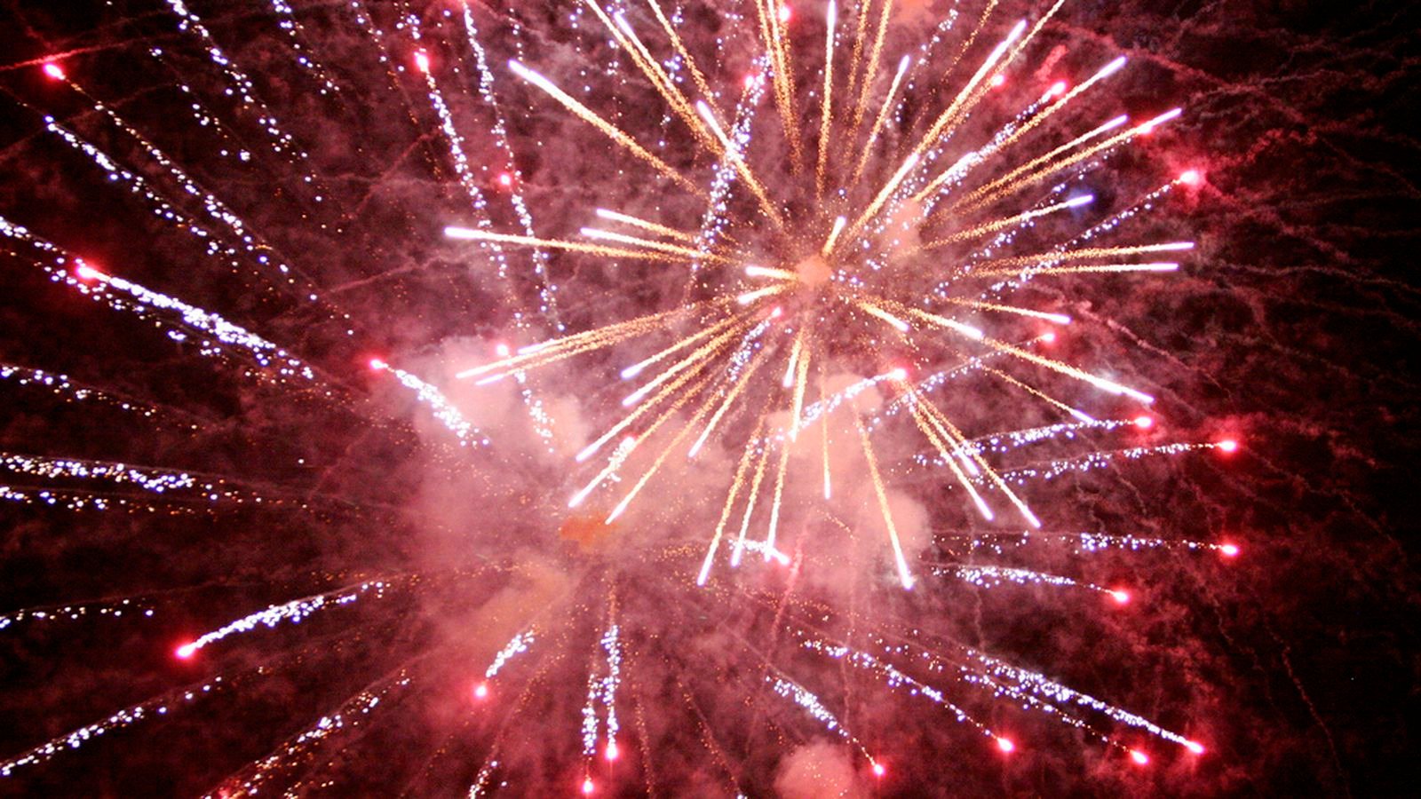 Fireworks are not the main reason for deterioration in air quality