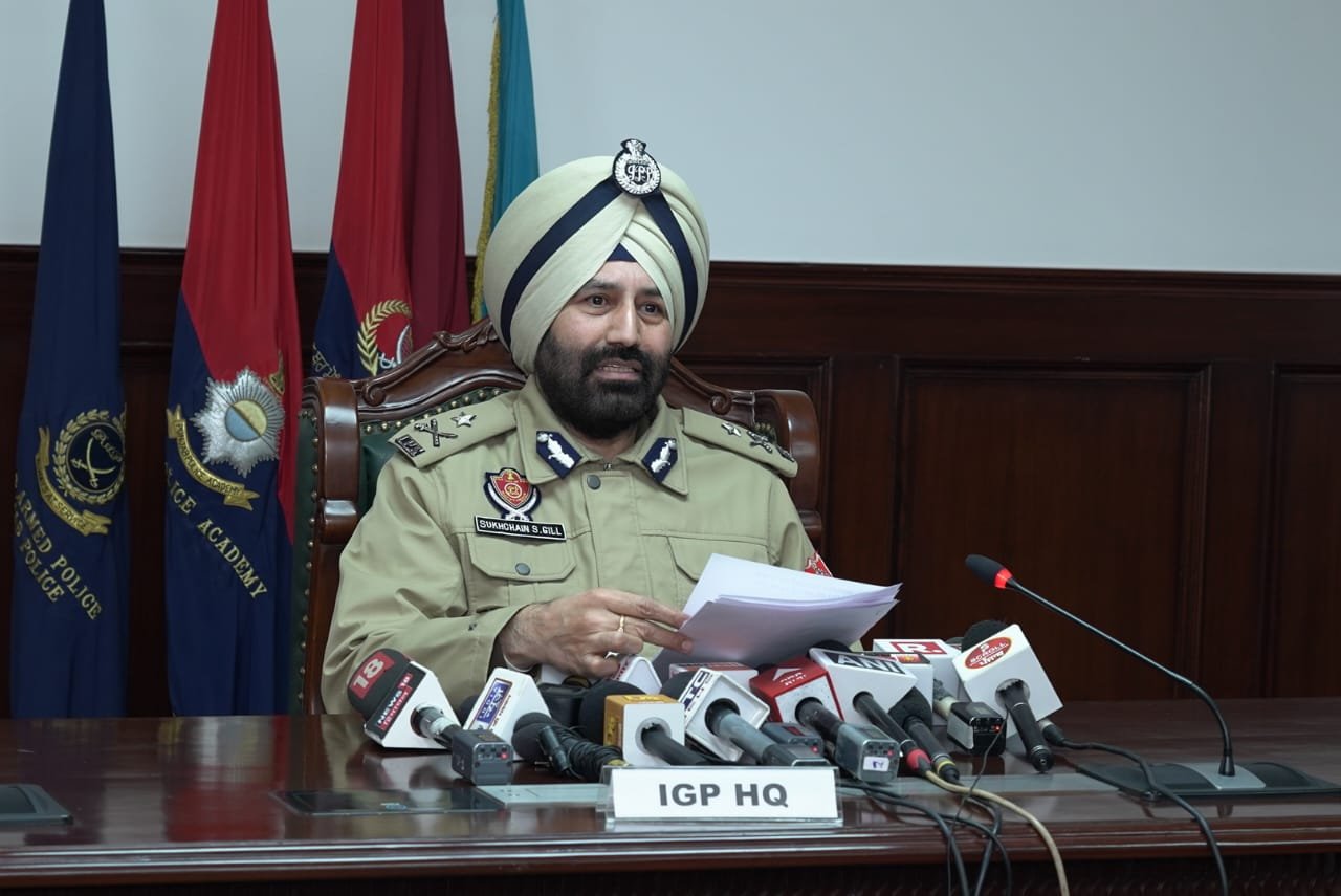 मुख्यमंत्री भगवंत मान के निर्देश पर पंजाब पुलिस राज्य से नशों की समस्या का सफाया करने के लिए वचनबद्ध, एनडीपीएस अधिनियम के मामलों में पीओज़/फरार आरोपियों को गिरफ्तार करने के लिए अभियान में महत्वपूर्ण वृद्धि देखी गई, क्योंकि गिरफ्तार हुए फरार आरोपियों की संख्या 623 तक पहुंची  चीनी डोर के खिलाफ कार्रवाई: पंजाब पुलिस ने बरामद किए 10,269 चीनी डोर के बंडल, 188 लोग गिरफ्तार