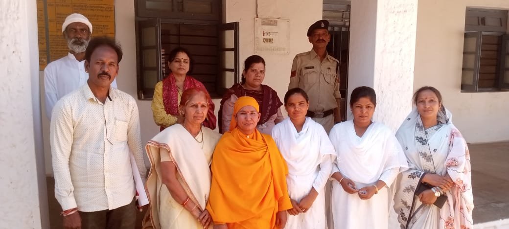 जिला जेल में साध्वी प्रतिमा बहन का सत्संग