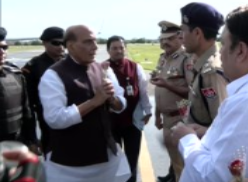 अमृतसर पहुंचे राजनाथ सिंह