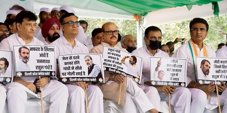 मणिपुर मुद्दे पर संसद में विपक्ष का प्रदर्शन आज