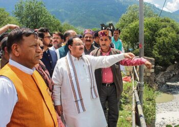 नड्डा व अनुराग ने किया मंडी और कुल्लू का दौरा, दिया मदद का भरोसा
