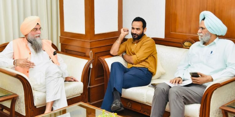 कुलतार सिंह संधवां द्वारा किसानों को लिफ़्ट पंपों के प्रयोग संबंधी पेश समस्याओं के समाधान के लिए कृषि, सिंचाई और बिजली विभागों के साथ विचार-विमर्श