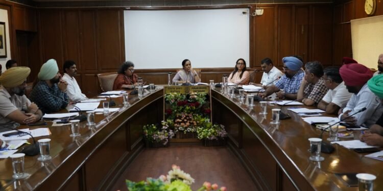 विकास प्रक्रियाओं और योजनाओं में लैंगिक समानता सुनिश्चित की जाए: डा. बलजीत कौर