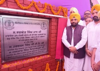 लोक निर्माण मंत्री ने 11.93 करोड़ रुपए के दो सड़क प्रोजेक्टों की विशेष मुरम्मत और पुनर्निर्माण के लिए नींव पत्थर रखा