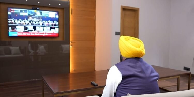 मुख्यमंत्री ने चंद्रयान-3 की सफलता के लिए देश और इसरो के वैज्ञानिकों को दी बधाई