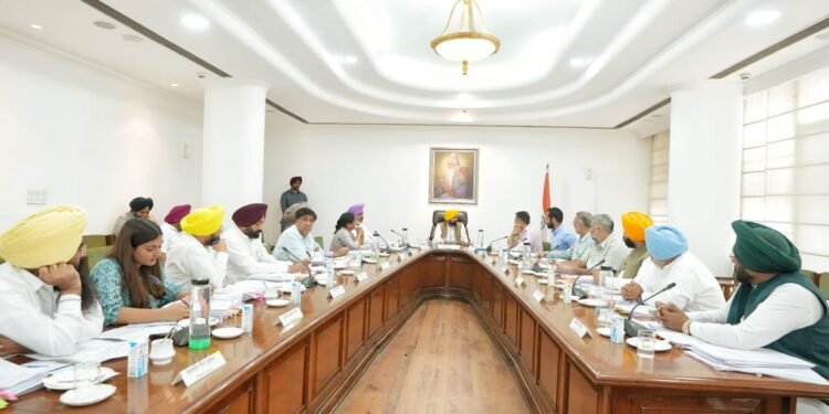 मुख्यमंत्री के नेतृत्व अधीन कैबिनेट द्वारा एस.ए.एस. नगर में पंजाब इंस्टीट्यूट ऑफ लीवर एंड बिअलरी साइंसज़ की स्थापना को मंजूरी