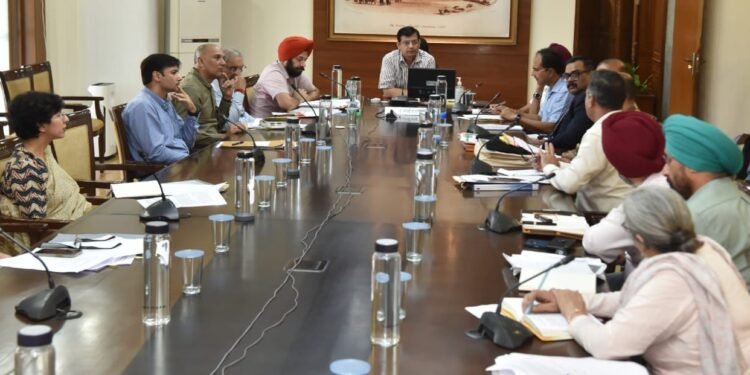 मुख्य सचिव ने नशों की रोकथाम के लिए संबंधित पक्षों को परिणामोन्मुखी कार्य करने के लिए कहा