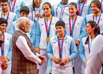 एशियन गेम्स के पदकवीरों से बोले मोदी, नशे के खिलाफ अभियान छेड़ें