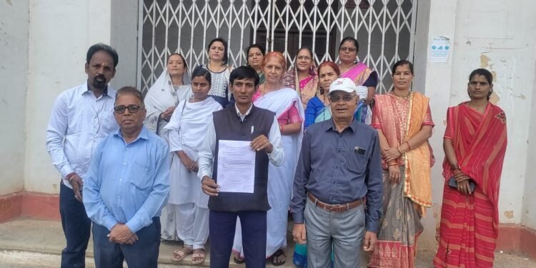 लॉ- कमीशन की रिपोर्ट अमल में लाए जाने की मांग