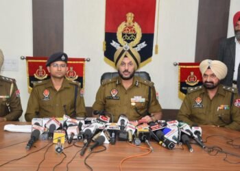 पंजाब पुलिस ने अमरीका आधारित जसमीत लक्की द्वारा चलाए जा रहे नशा तस्करी रैकेट का किया पर्दाफाश; 6 किलो हेरोइन समेत दो व्यक्ति गिरफ़्तार  