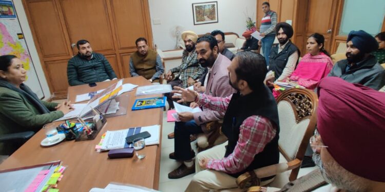 डॉ. बलजीत कौर ने कम्बोज भाईचारे के प्रतिनिधियों के साथ की मीटिंग  