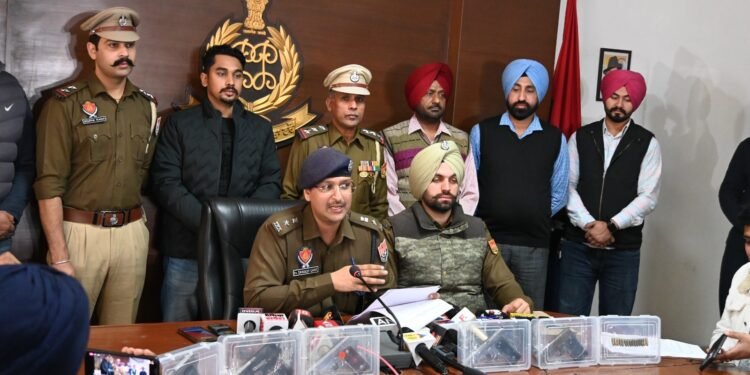 पंजाब पुलिस ने उभरते गायक नवजोत सिंह विर्क की सनसनीखेज हत्या केस की गुत्थी सुलझायी; एक व्यक्ति गिरफ़्तार  