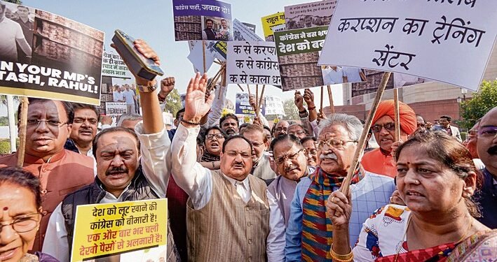 सोनिया-राहुल बताएं, साहू से जब्त नकदी किसकी : नड्डा