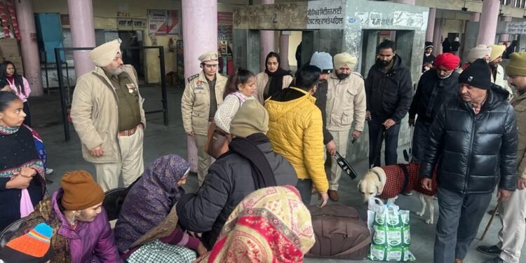 ऑपरेशन ईगल 3 पंजाब पुलिस ने 134 बस स्टैंडों, 181 रेलवे स्टेशनों पर राज्यव्यापी विशेष चैकिंग और तलाशी अभ्यान के दौरान 24 आपराधिक तत्वों को किया गिरफ़्तार