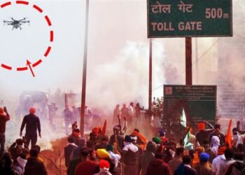 किसान विरोध 2024 लाइव : पंजाब-हरियाणा सीमा पर किसानों द्वारा बैरिकेड तोड़ने की कोशिश के दौरान ड्रोन से आंसू गैस के गोले छोड़े