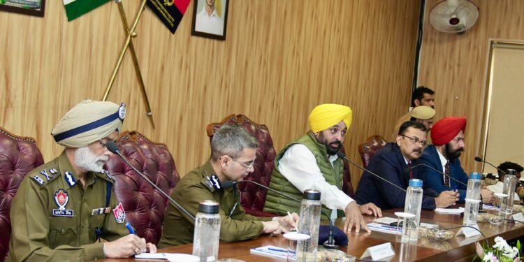 लोकतंत्र के त्योहार में लोगों के अधिक से अधिक शामिल होने को सुनिश्चित बनाया जाए