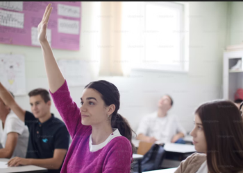 2024 में, AICTE ने अंतर्राष्ट्रीय महिला दिवस के सम्मान में महिला छात्रों के लिए एक नया छात्रवृत्ति कार्यक्रम शुरू किया है।