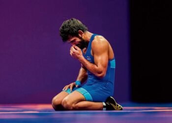 ओलंपिक में पदक जीतने वाले बजरंग और रवि पेरिस गेम्स क्वालीफायर के ट्रायल में हार गए।