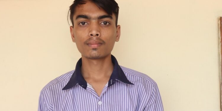 शत प्रतिशत रहा गुरुकुल का परीक्षा परिणाम