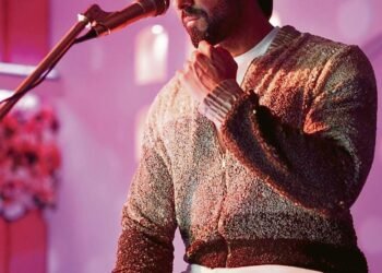 आयुष्मान खुराना और आलिया भट्ट, दोनों के पास स्क्रीन पर और बाहर दोनों जगह संगीत की क्षमता है।