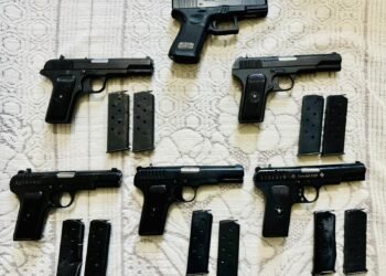 पंजाब पुलिस ने केंद्रीय एजेंसियाँ के साथ मिल कर अमरीका स्थित सरवण सिंह द्वारा चलाए जा रहे नार्को- संगठित अपराध नैकसैस का किया पर्दाफाश; 6 पिस्तौल, 200 ग्राम हेरोइन सहित तीन काबू