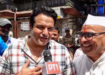गोविंदा आईसीयू से रेगुलर वार्ड में जा रहे हैं