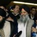 मलिक पहले एयर इंडिया से जुड़ी दुखद घटना से जुड़ा था