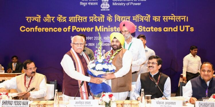 हरभजन सिंह ई.टी.ओ द्वारा उत्तरी राज्यों में पराली की समस्या के समाधान के लिए केंद्र से बायोमास पावर प्रोजेक्ट्स के लिए सब्सिडी की मांग