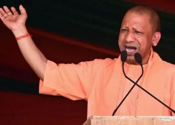 यूपी के मुख्यमंत्री योगी आदित्यनाथ ने संभल हिंसा की तुलना बांग्लादेश से की