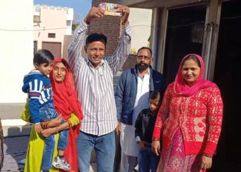 200 रुपए में करोड़पति बना हरियाणा का प्लंबर, 1.50 करोड़ की लगी लॉटरी