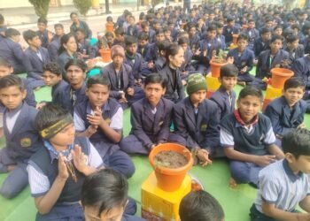 मंदिर , मस्जिद , चर्च , गुरुद्वारा में तुलसी पौधा भेट कर मनाया तुलसी पूजन दिवस