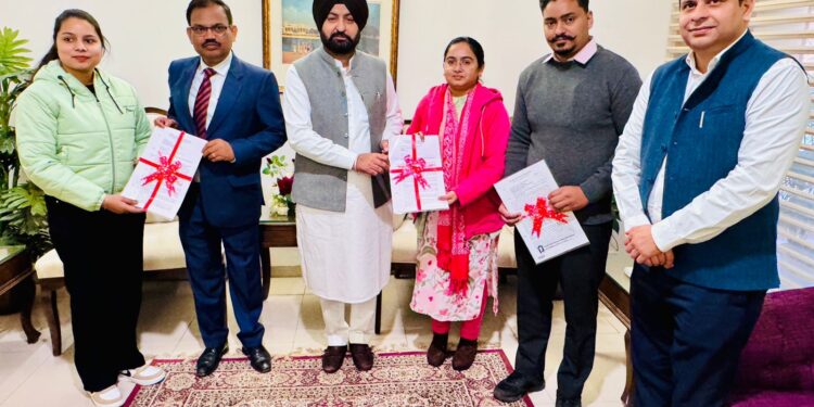 भगवंत सिंह मान के नेतृत्व वाली सरकार ने 50,000 से अधिक कर्मचारियों की सरकारी भर्ती की: मुंडिया