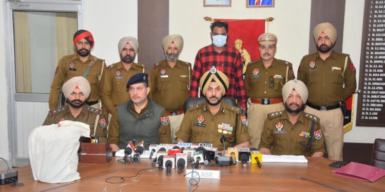 पंजाब पुलिस ने अमृतसर से 5.1 किलो हेरोइन बरामद की; एक व्यक्ति काबू