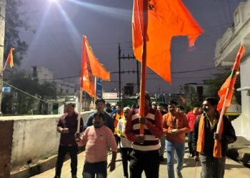 न्दरकांड ग्रुप द्वारा रामनवमी 2025 की तैयारियों को लेकर प्रतिदिन प्रत्येक वार्ड पर प्रातः 5 बजे से जिले की सबसे बडी प्रभात फेरी सनातन यात्रा प्रारंभ है सभी सनातनी से ग्रुप द्वारा की गई शामिल होने की अपील* छिंदवाड़ा.– ग्रुप द्वारा जिले सबसे बड़ी प्रभात फेरी सनातन यात्रा का शुभारंभ हो चुका यात्रा प्रत्येक दिन प्रत्येक वार्ड पहुँच रही ग्रुप धार्मिक और सामाजिक सेवा का संगम कहे जाने वाला