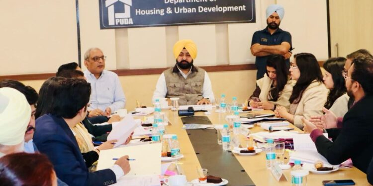 विकास प्राधिकरणों को नई अर्बन एस्टेट बनाने के दिए निर्देश