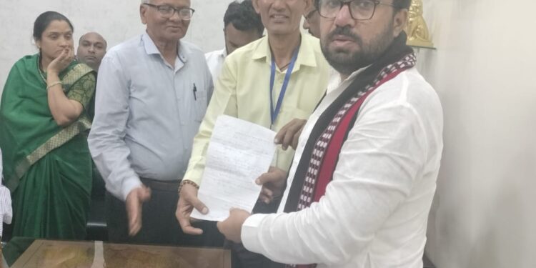 सामाजिक कार्यकर्ता भगवानदीन साहू के प्रार्थना पत्र पर प्रधानमंत्री कार्यालय आया हरकत में