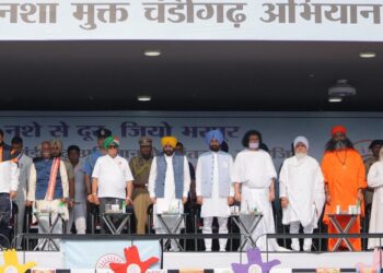 ‘देश भगतों से रक्षकों तक: मान ने चंडीगढ़ में ऐतिहासिक पदयात्रा के दौरान पंजाब को नशामुक्त करने की शपथ ली