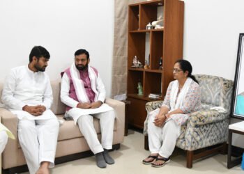 मुख्यमंत्री नायब सिंह सैनी ने गुजरात के पूर्व मुख्यमंत्री विजय रूपाणी के निधन पर दुख व्यक्त किया।