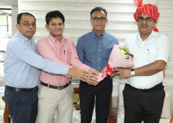 तेजपाल सभ्रवाल 30 वर्ष की संतोषजनक सेवा के बाद सेवानिवृत्त