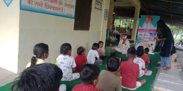 बच्चों ने लिया सेवा का संकल्प