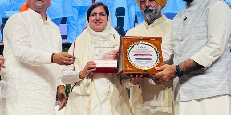 दिल्ली सरकार और दिल्ली सिख गुरुद्वारा प्रबंधक कमेटी द्वारा सर्व धर्म सम्मेलन में महान विभूतियों का सम्मान: हरमीत सिंह कालका