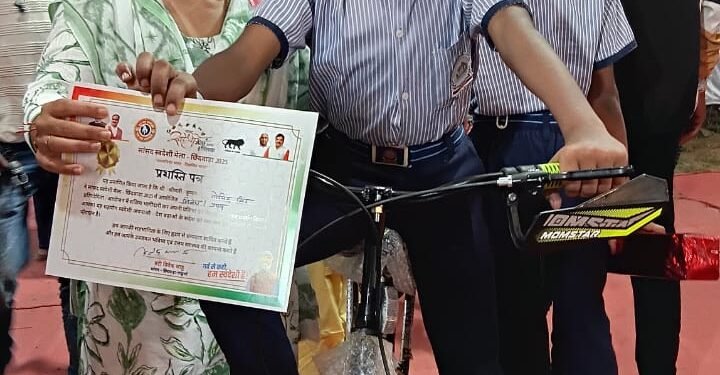 “सांसद स्वदेशी मेला” में गुरुकुल की शानदार उपलब्धियां