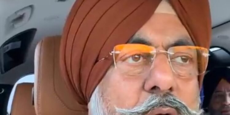 डी.एस.जी.एम.सी. के अध्यक्ष सरदार हरमीत सिंह कालका ने सिख जत्थे को श्री ननकाना साहिब जाने की अनुमति देने के केंद्र सरकार के फैसले का स्वागत