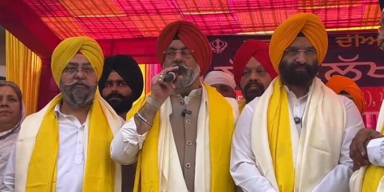 धन धन श्री गुरु नानक देव जी के प्रकाश पर्व को समर्पित विशाल नगर कीर्तन — सिख पंथ की चढ़दी कला का प्रतीक : हरमीत सिंह कालका