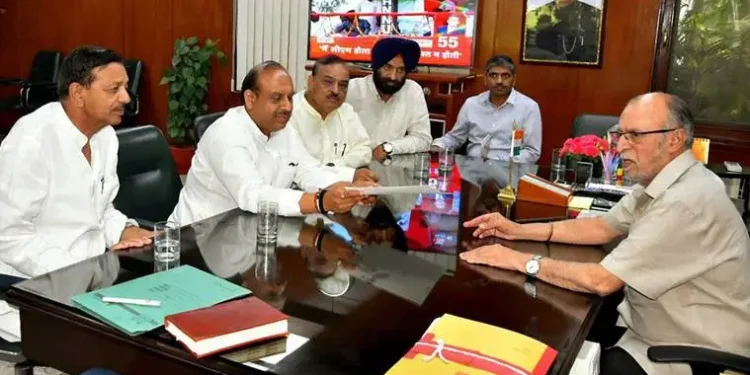 इस क्षेत्र में अपने महत्वपूर्ण हितों और निवेशों को देखते हुए, राज्य द्वारा पीयू पर अपना दावा छोड़ने की संभावना कम है।