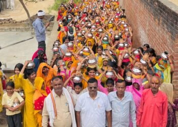 सिन्दौस ग्राम में धर्म की गंगा: ५५१ कलशों की शोभायात्रा के साथ श्रीमद्भागवत ज्ञान यज्ञ का भव्य शुभारंभ