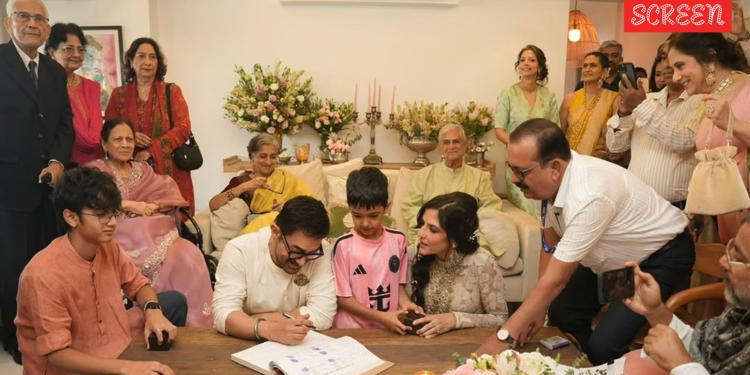 आमिर खान ने गौरी स्प्रैट और पूरे परिवार के लिए 100 करोड़ रुपये के पाली हिल स्काई विला की योजना बनाई: रिपोर्ट