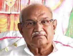 दिल्ली महिला आयोग की टीम ने आश्रम और आसपास के इलाके की घेराबंदी