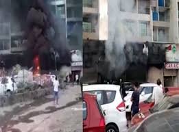 निसान कारों के शोरूम में लगी आग, 20 लाख रुपए का  हुआ नुक्सान